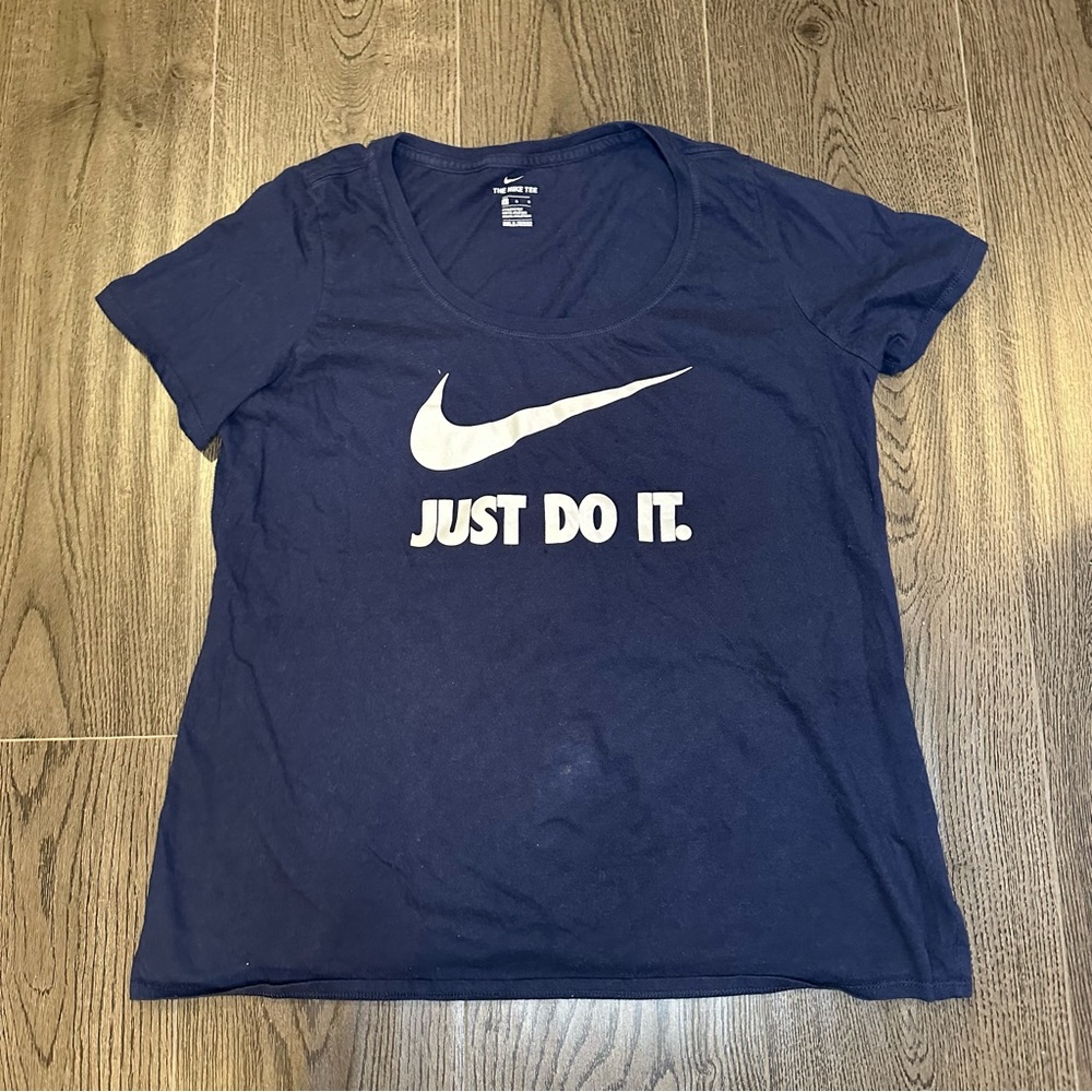 3 for$15 Nike Women’s Just Do It Athletic Cut Short Sleeve Crewneck Dark Blue L